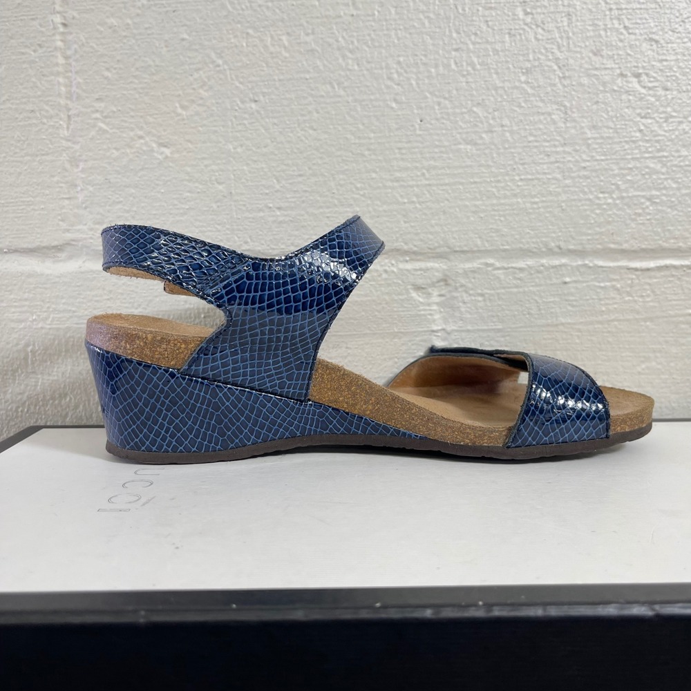 Vionic Navy Blue Croc-Embossed Wedge Sandals - Picture 2 of 10